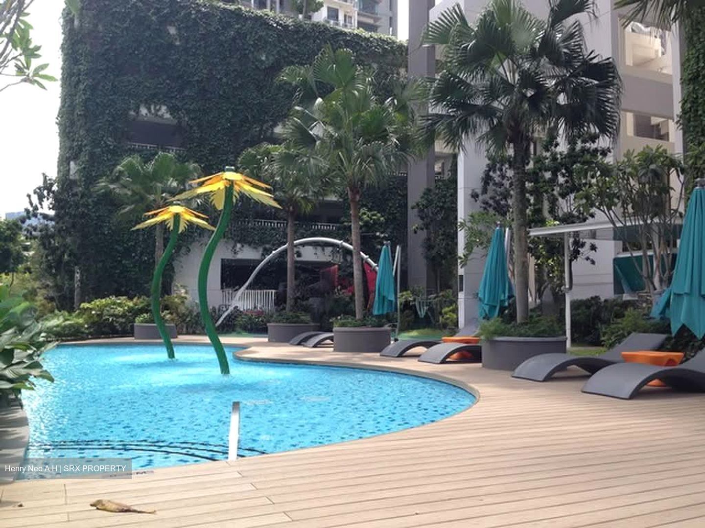 Vista Residences (D12), Condominium #589231311